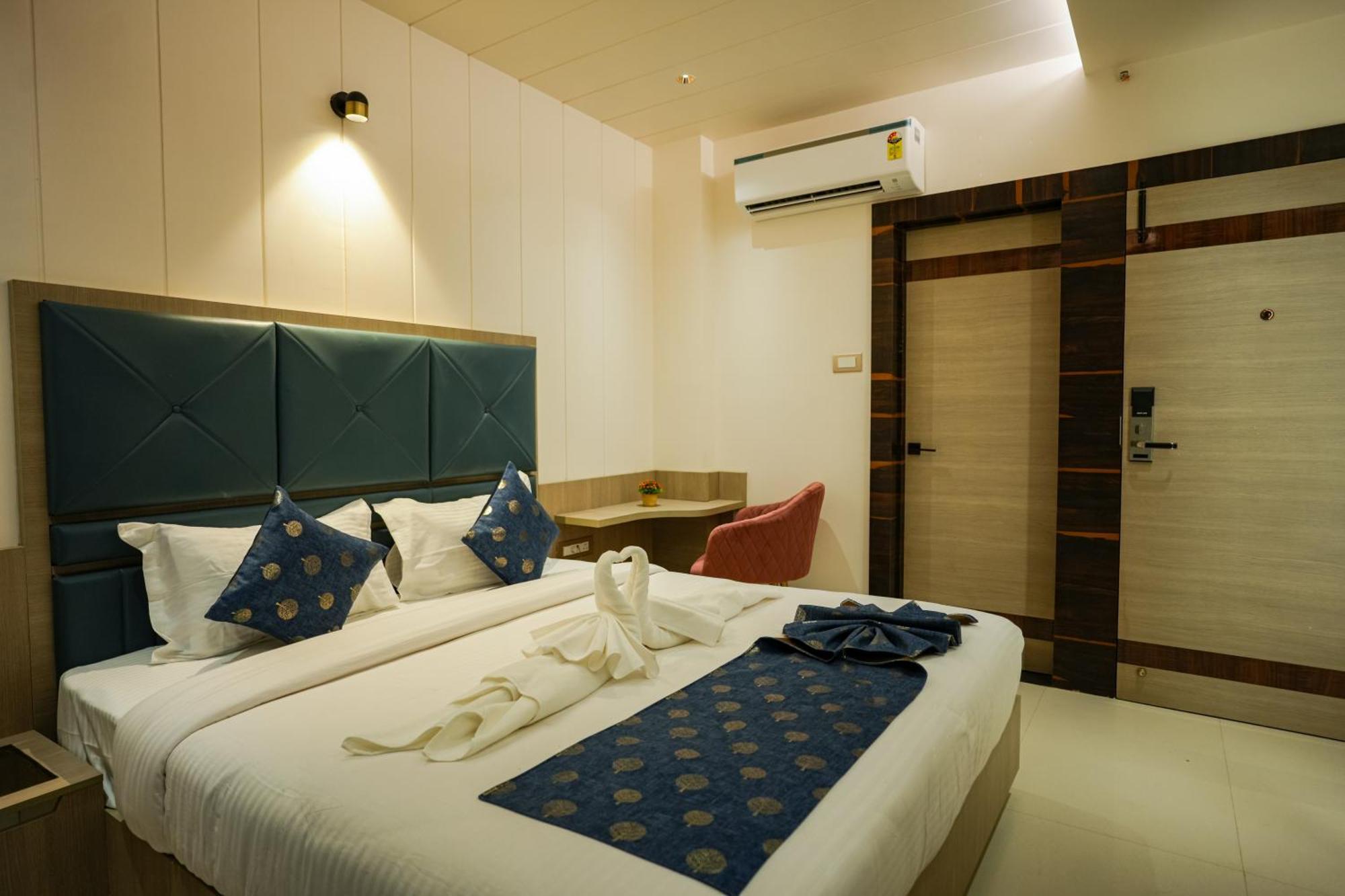 Sri Shyam Hotel